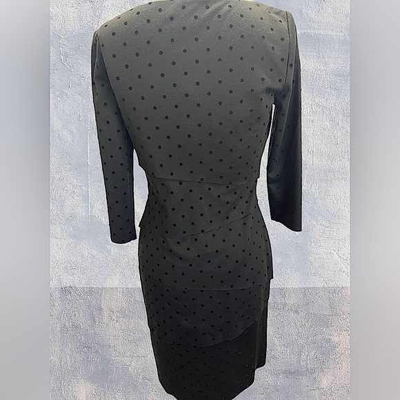 Tahari Arthur S. Levine Black Dress Size 2 - Picture 11 of 11